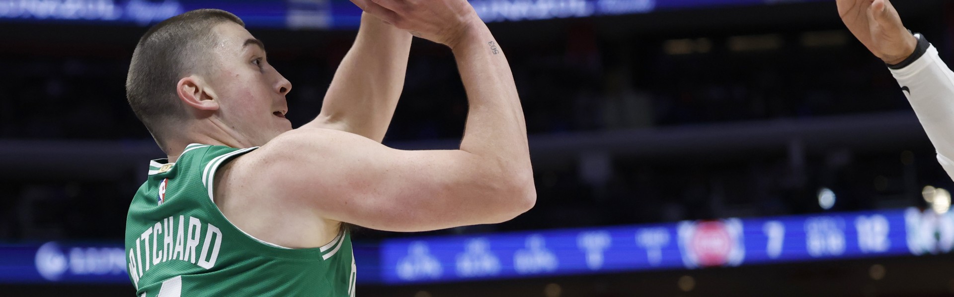 开云-你是大功臣！普理查德第二加时关键上篮 砍下全场最高的32分